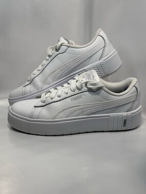 Puma Women's Size US 7 Smash Platform V2 White Walking Leather Shoes Sneaker